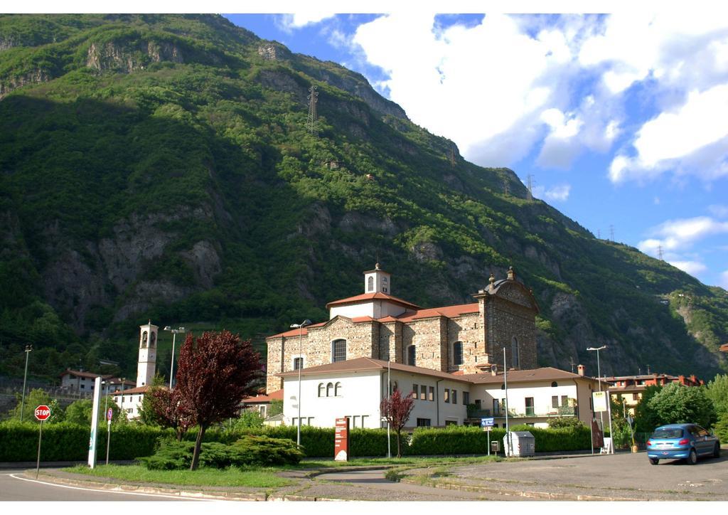 B&B I Viandanti Piancogno Екстер'єр фото